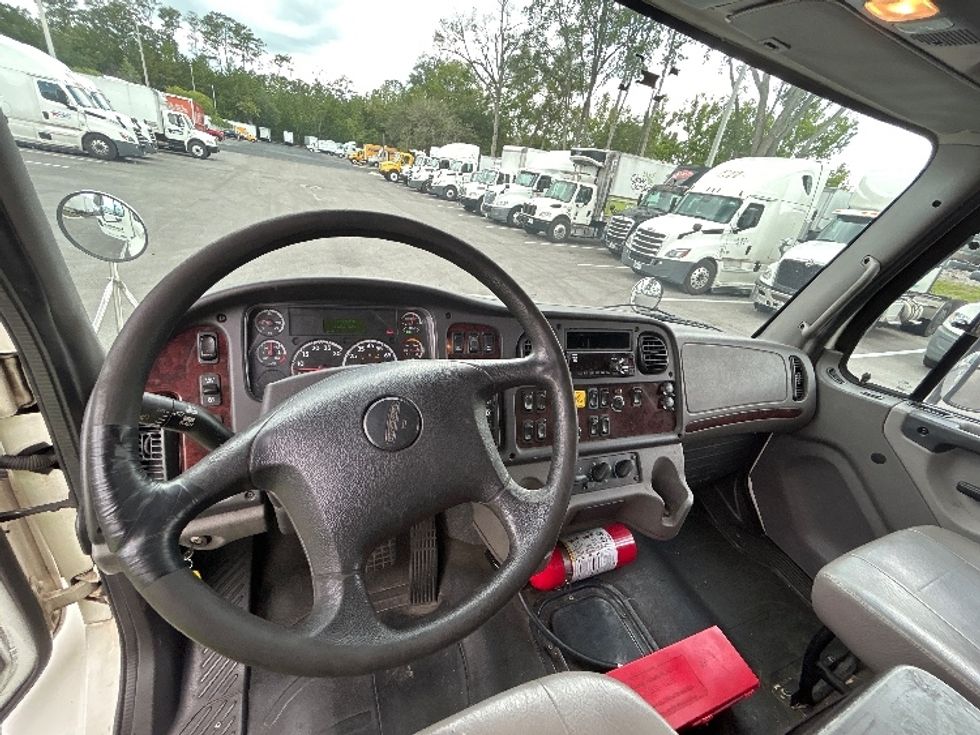 Medium Duty Box Truck-Light and Medium Duty Trucks-Freightliner-2020-M2-Jacksonville-FL-332,728\n\t\tmiles-$ 22,500 - Image 18