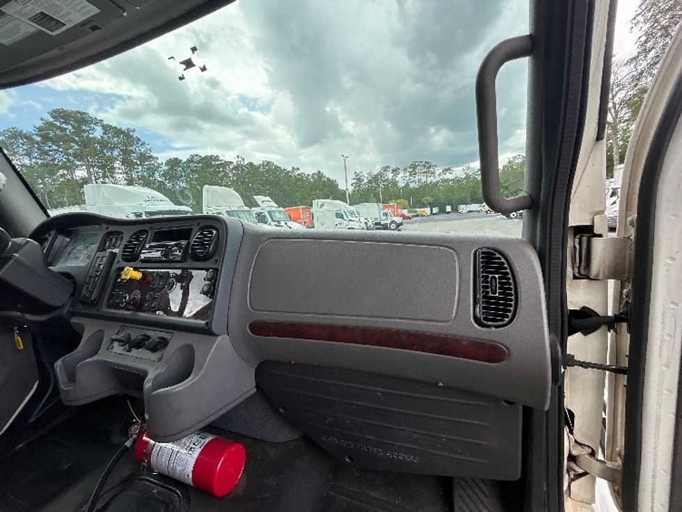 Medium Duty Box Truck-Light and Medium Duty Trucks-Freightliner-2020-M2-Jacksonville-FL-332,728\n\t\tmiles-$ 22,500 - Image 21