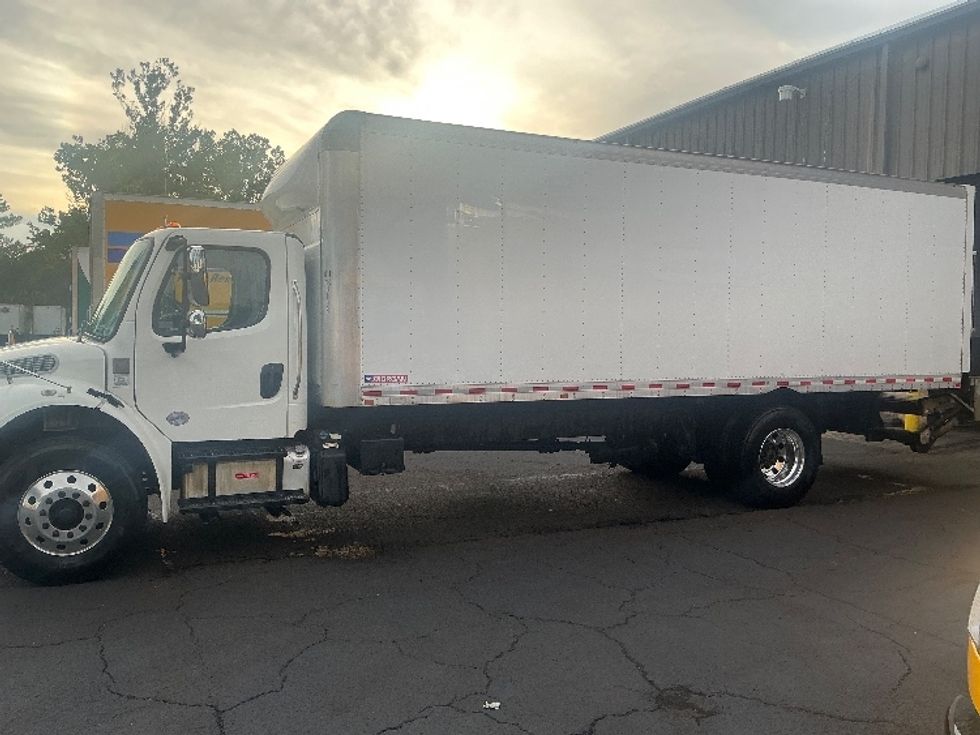 Medium Duty Box Truck-Light and Medium Duty Trucks-Freightliner-2020-M2-Jacksonville-FL-332,728\n\t\tmiles-$ 22,500 - Image 4