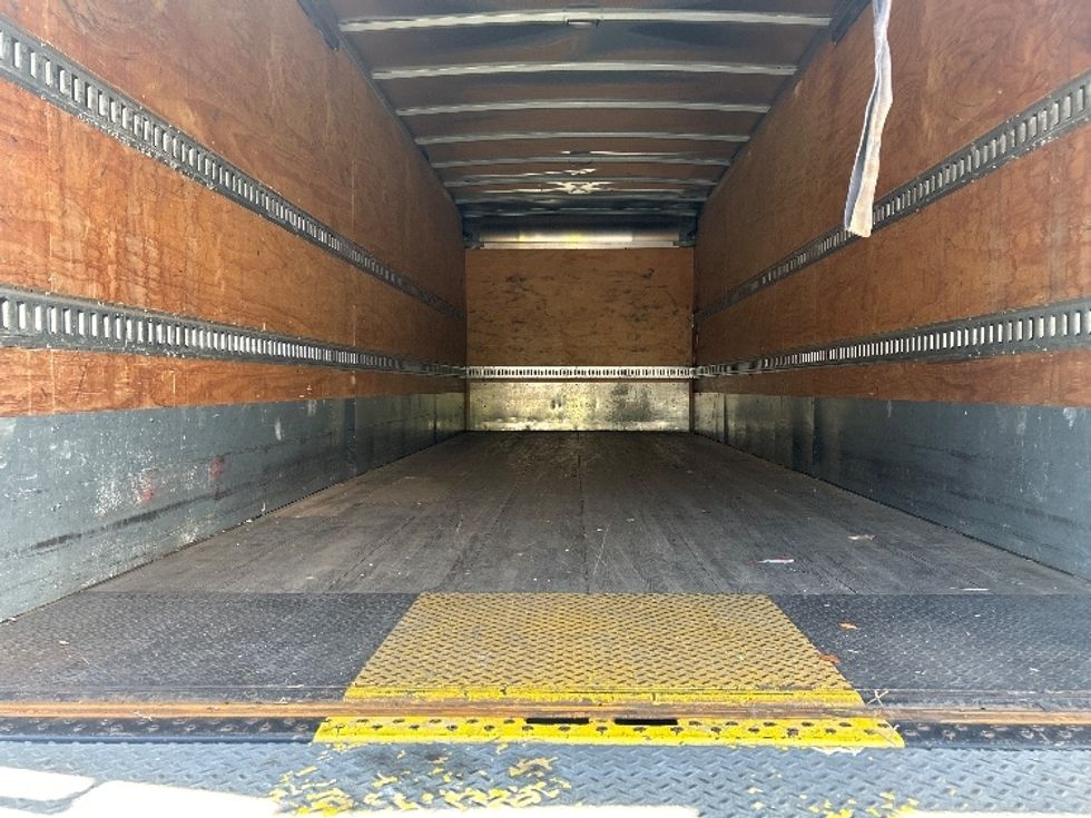 Medium Duty Box Truck-Light and Medium Duty Trucks-Freightliner-2020-M2-Jacksonville-FL-332,728\n\t\tmiles-$ 22,500 - Image 8