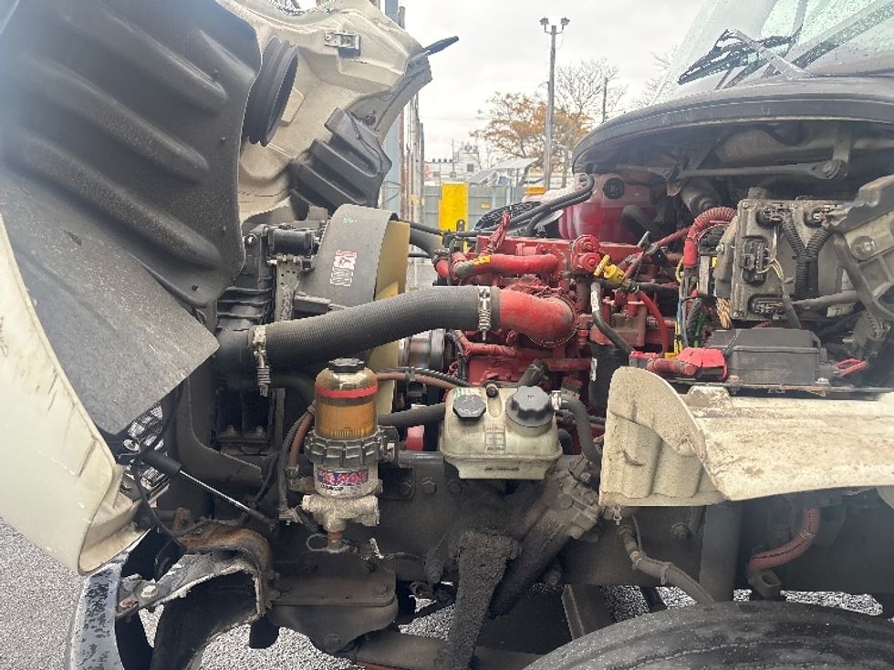 Medium Duty Box Truck-Light and Medium Duty Trucks-Freightliner-2020-M2-Jamaica-NY-171,670\n\t\tmiles-$ 45,500 - Image 24