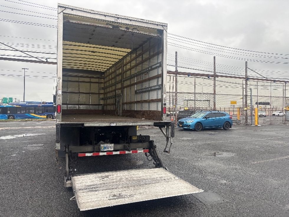 Medium Duty Box Truck-Light and Medium Duty Trucks-Freightliner-2020-M2-Jamaica-NY-171,670\n\t\tmiles-$ 45,500 - Image 9