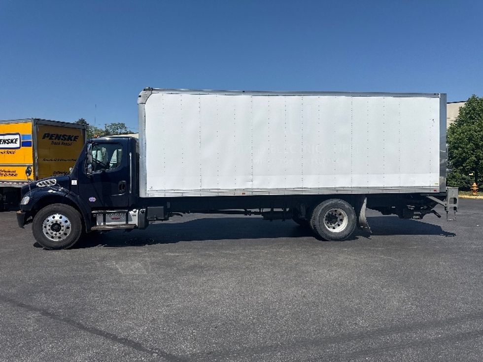Medium Duty Box Truck-Light and Medium Duty Trucks-Freightliner-2020-M2-Jessup-MD-162,853\n\t\tmiles-$ 55,000 - Image 4