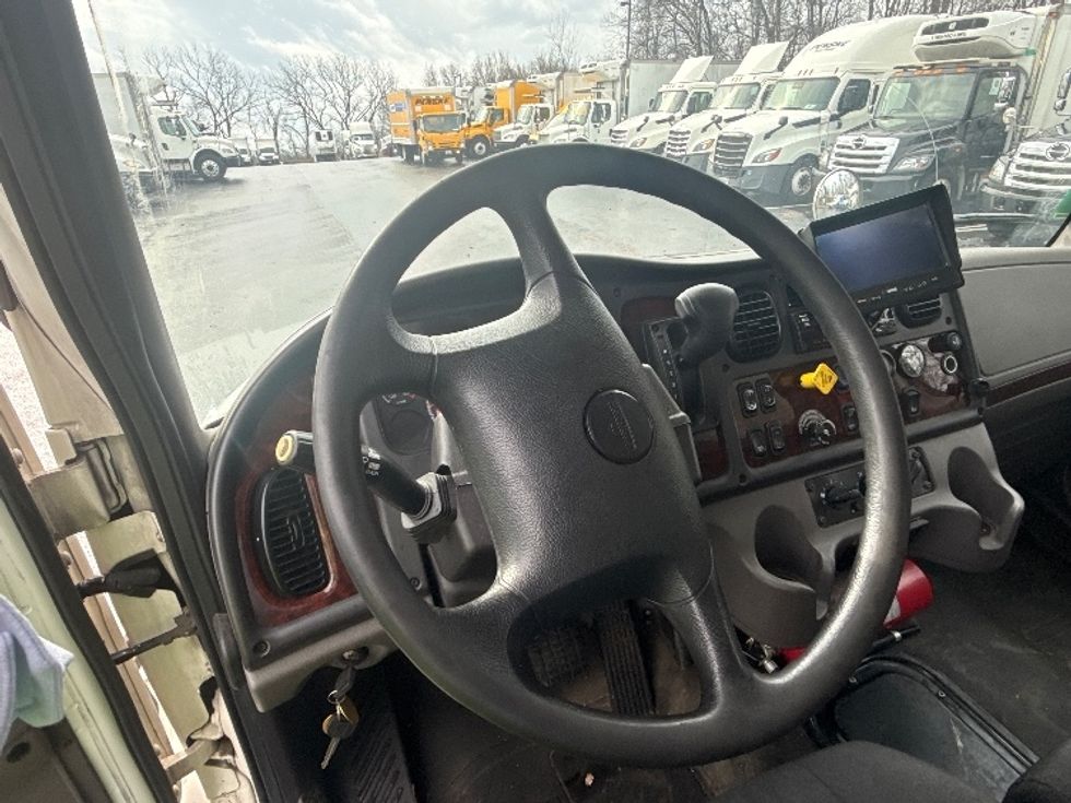 Medium Duty Box Truck-Light and Medium Duty Trucks-Freightliner-2020-M2-Jessup-MD-173,114\n\t\tmiles-$ 38,000 - Image 17