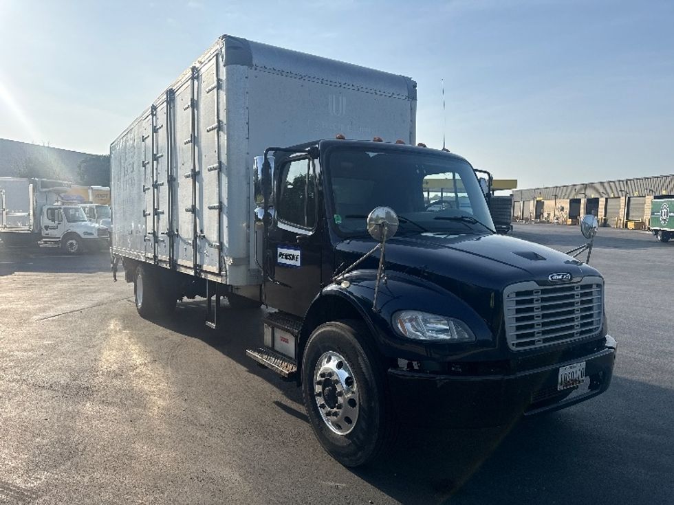 Medium Duty Box Truck-Light and Medium Duty Trucks-Freightliner-2020-M2-Jessup-MD-280,216\n\t\tmiles-$ 35,250 - Image 1