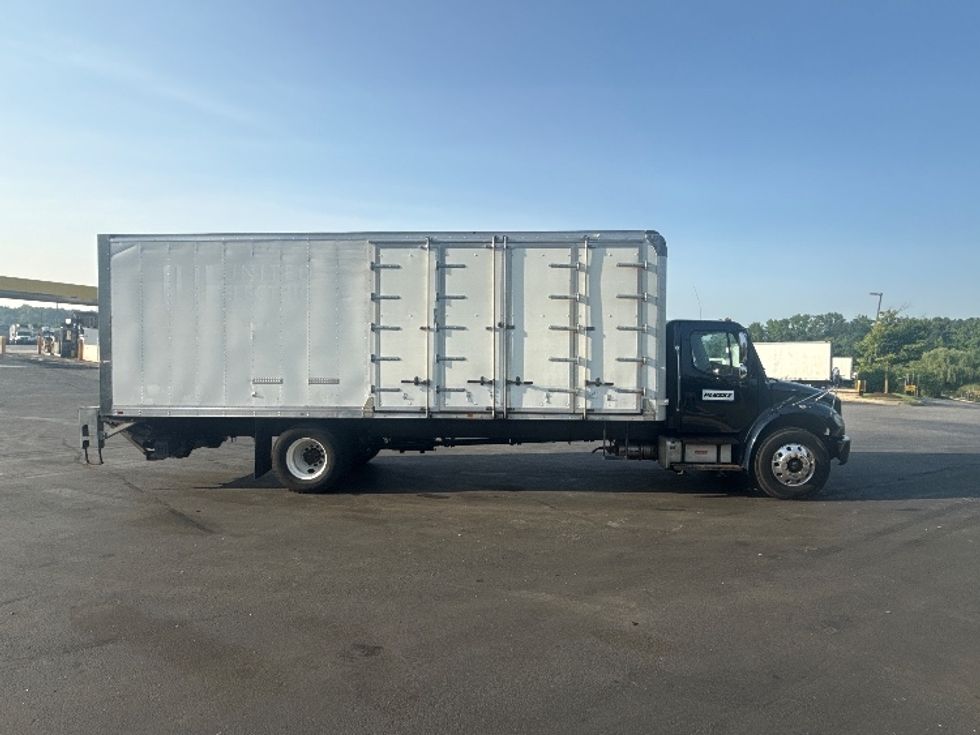 Medium Duty Box Truck-Light and Medium Duty Trucks-Freightliner-2020-M2-Jessup-MD-280,216\n\t\tmiles-$ 35,250 - Image 15