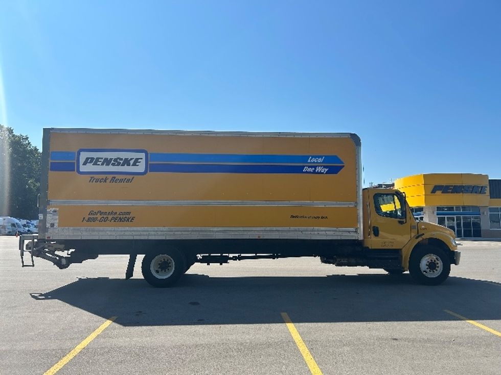 Medium Duty Box Truck-Light and Medium Duty Trucks-Freightliner-2020-M2-Kalamazoo-MI-152,126\n\t\tmiles-$ 57,250 - Image 10