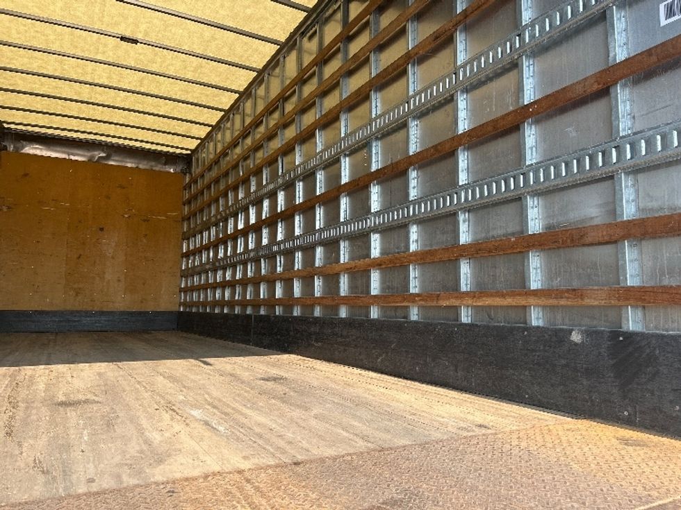 Medium Duty Box Truck-Light and Medium Duty Trucks-Freightliner-2020-M2-Kalamazoo-MI-271,967\n\t\tmiles-$ 37,750 - Image 12