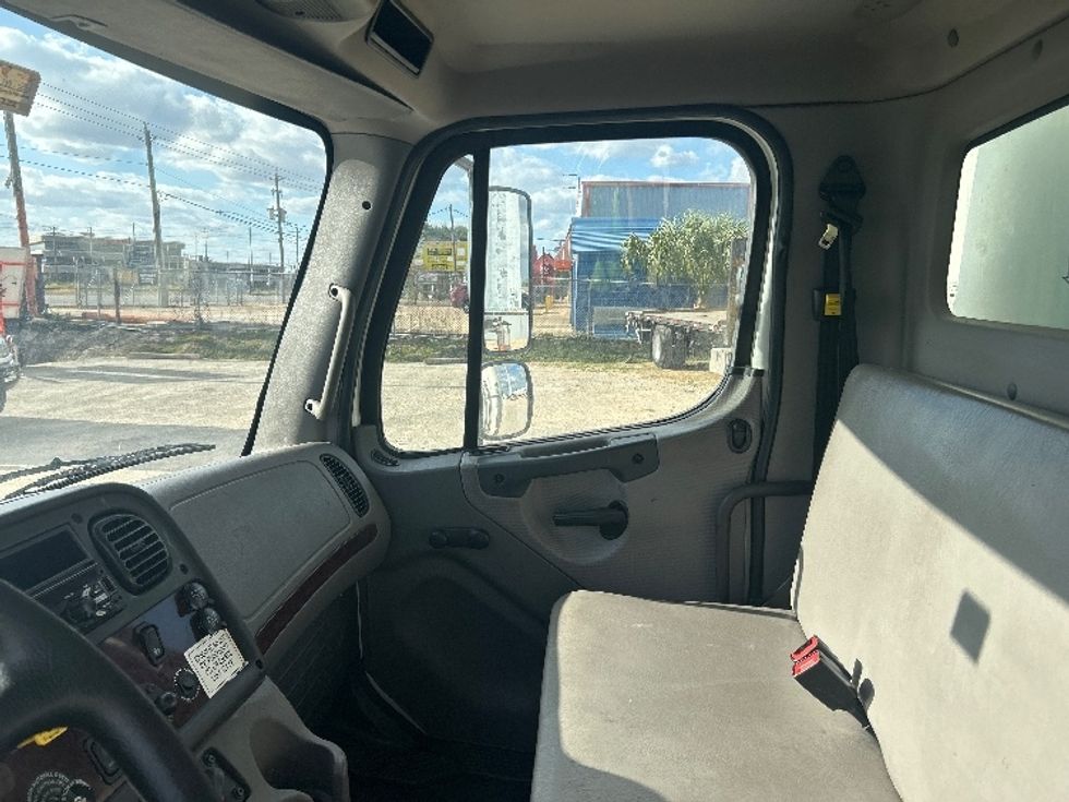 Medium Duty Box Truck-Light and Medium Duty Trucks-Freightliner-2020-M2-Katy-TX-145,985\n\t\tmiles-$ 55,750 - Image 19