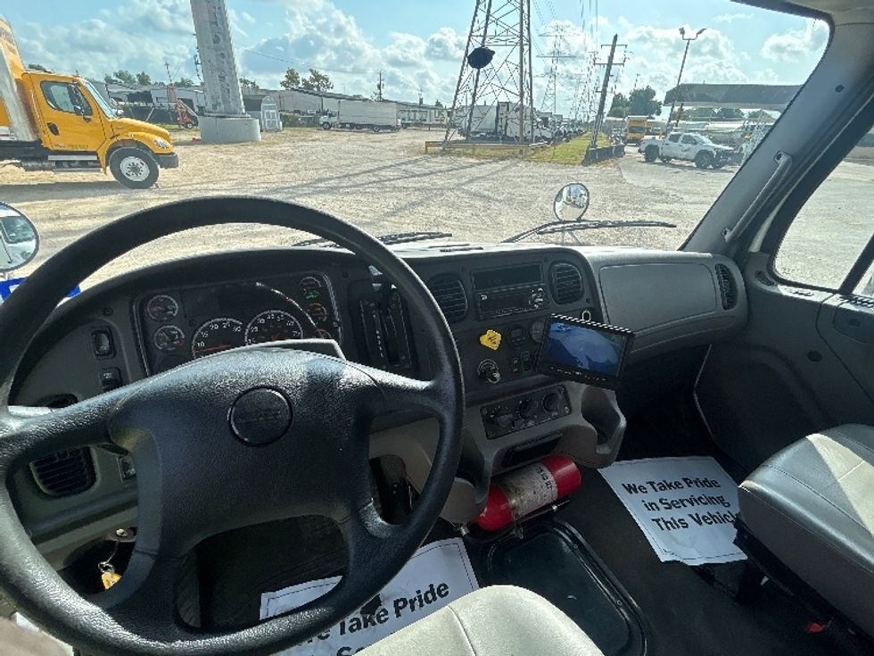 Medium Duty Box Truck-Light and Medium Duty Trucks-Freightliner-2020-M2-Katy-TX-229,238\n\t\tmiles-$ 46,250 - Image 18