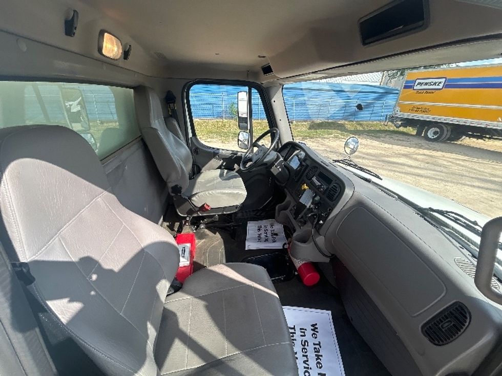 Medium Duty Box Truck-Light and Medium Duty Trucks-Freightliner-2020-M2-Katy-TX-229,238\n\t\tmiles-$ 46,250 - Image 20