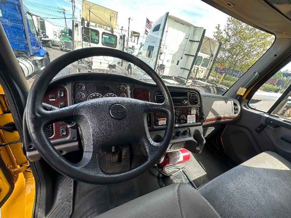 Medium Duty Box Truck-Light and Medium Duty Trucks-Freightliner-2020-M2-Kearny-NJ-177,614\n\t\tmiles-$ 38,500 - Image 17