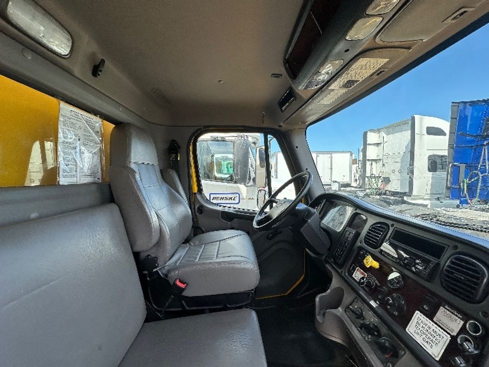 Medium Duty Box Truck-Light and Medium Duty Trucks-Freightliner-2020-M2-Kearny-NJ-177,614\n\t\tmiles-$ 38,500 - Image 22