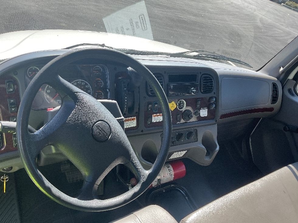 Medium Duty Box Truck-Light and Medium Duty Trucks-Freightliner-2020-M2-Kent-WA-123,144\n\t\tmiles-$ 68,500 - Image 17