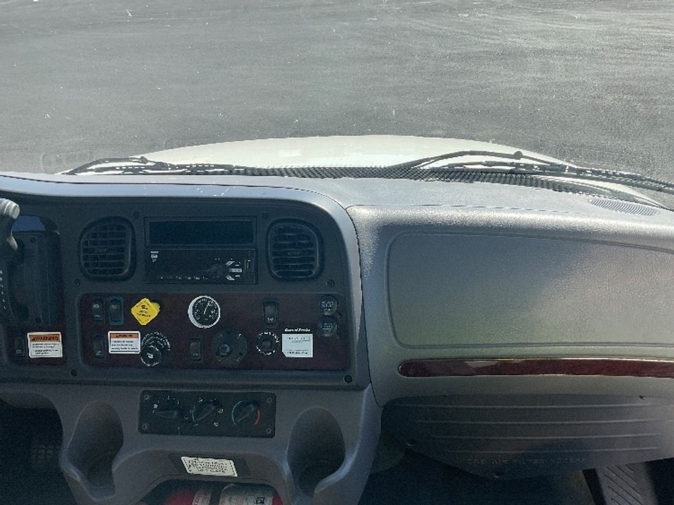 Medium Duty Box Truck-Light and Medium Duty Trucks-Freightliner-2020-M2-Kent-WA-123,144\n\t\tmiles-$ 68,500 - Image 21