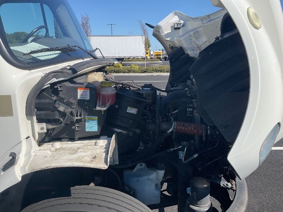 Medium Duty Box Truck-Light and Medium Duty Trucks-Freightliner-2020-M2-Kent-WA-123,144\n\t\tmiles-$ 68,500 - Image 23