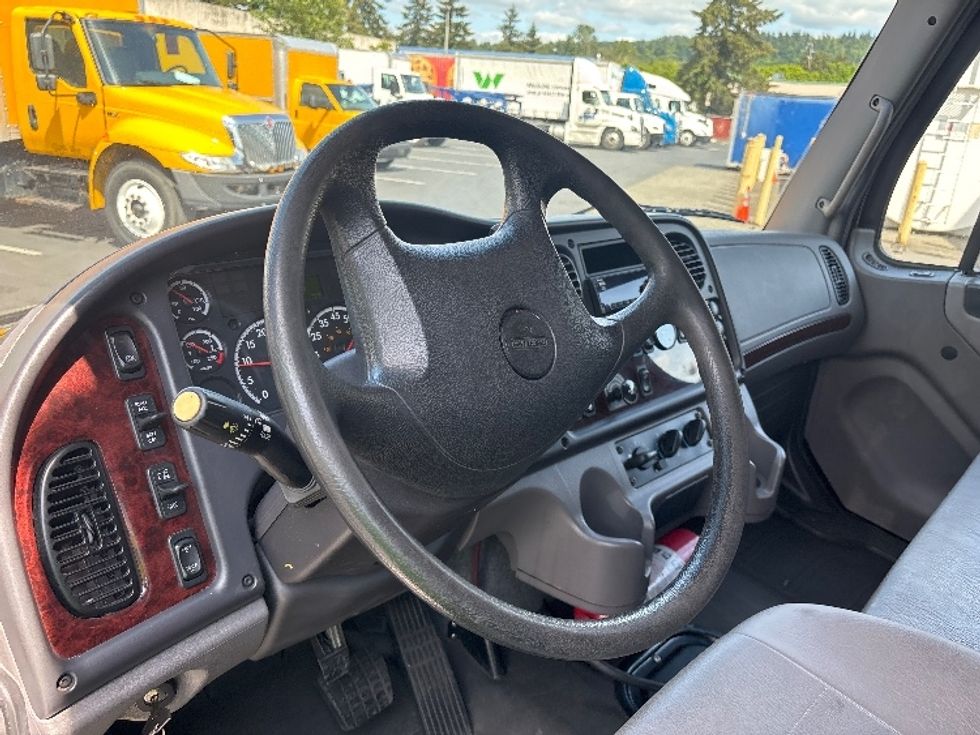 Medium Duty Box Truck-Light and Medium Duty Trucks-Freightliner-2020-M2-Kent-WA-96,942\n\t\tmiles-$ 62,250 - Image 17