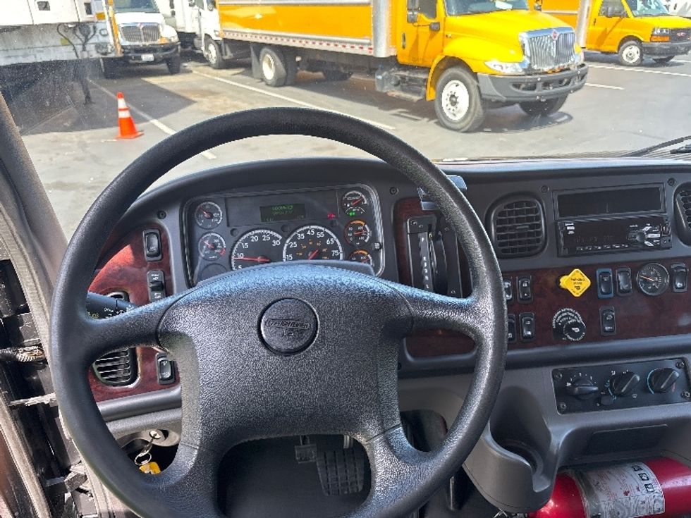 Medium Duty Box Truck-Light and Medium Duty Trucks-Freightliner-2020-M2-Kent-WA-96,942\n\t\tmiles-$ 62,250 - Image 18