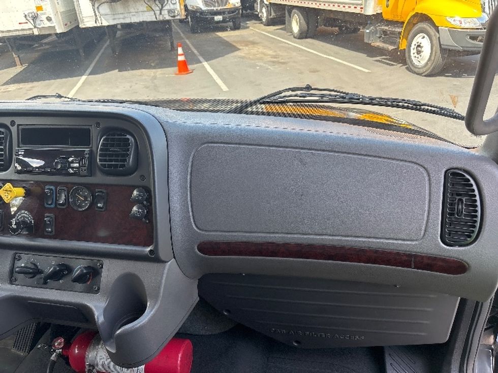 Medium Duty Box Truck-Light and Medium Duty Trucks-Freightliner-2020-M2-Kent-WA-96,942\n\t\tmiles-$ 62,250 - Image 21