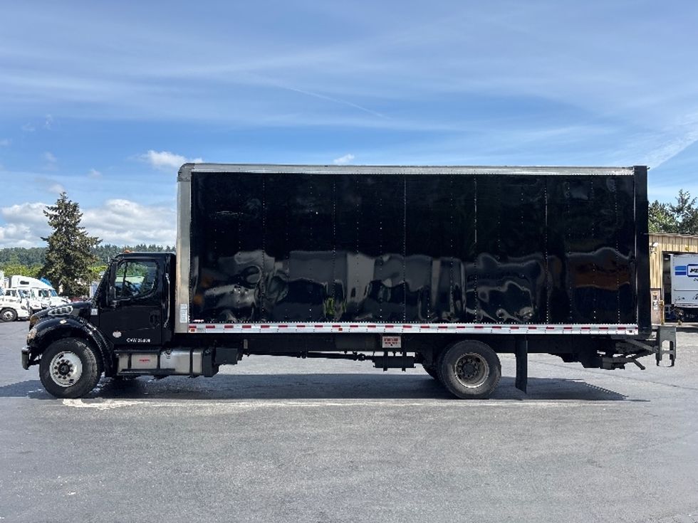 Medium Duty Box Truck-Light and Medium Duty Trucks-Freightliner-2020-M2-Kent-WA-96,942\n\t\tmiles-$ 62,250 - Image 4