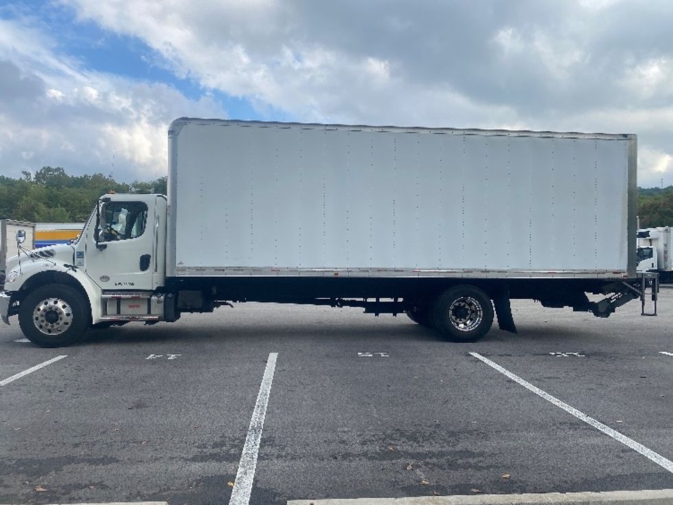 Medium Duty Box Truck-Light and Medium Duty Trucks-Freightliner-2020-M2-King Of Prussia-PA-349,301\n\t\tmiles-$ 23,000 - Image 4