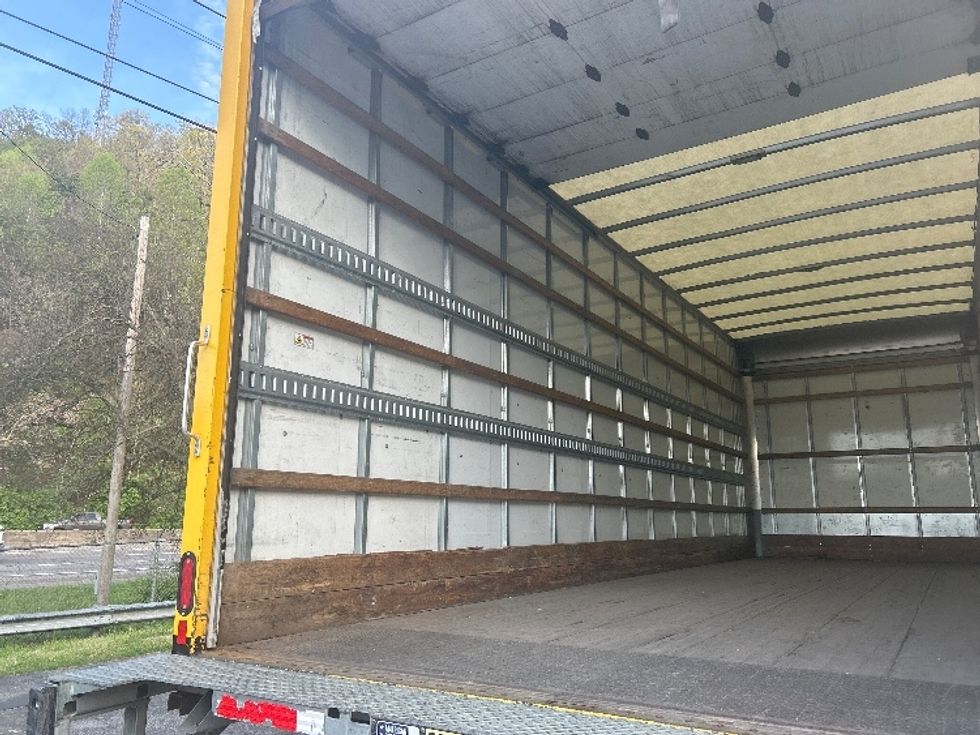 2020 Freightliner M2 106 Medium Duty photo 10
