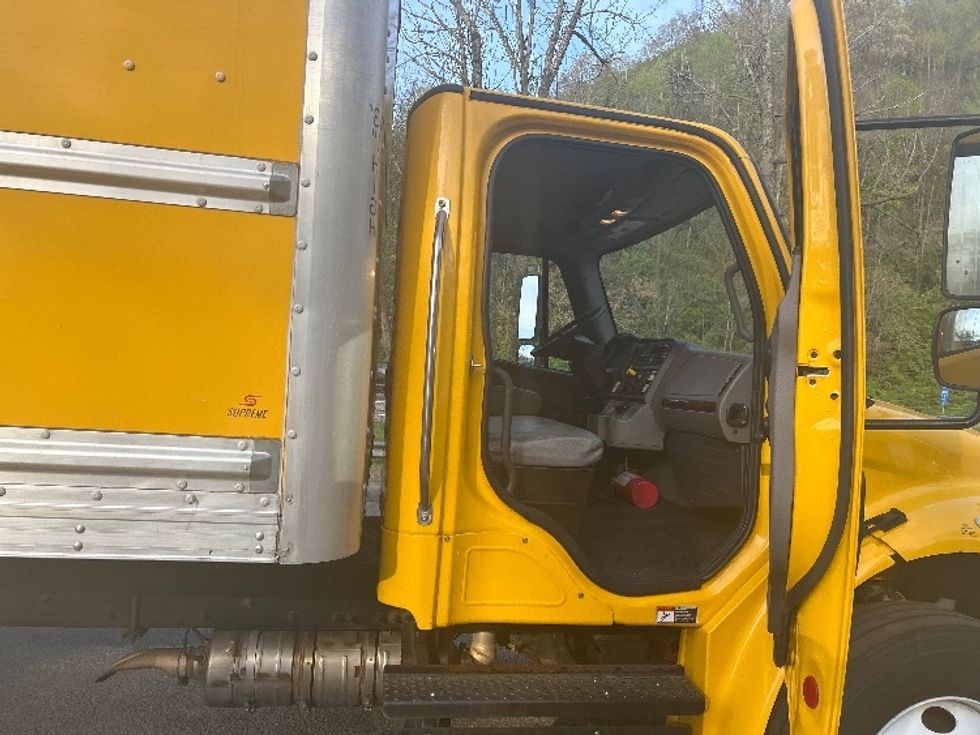 2020 Freightliner M2 106 Medium Duty photo 16