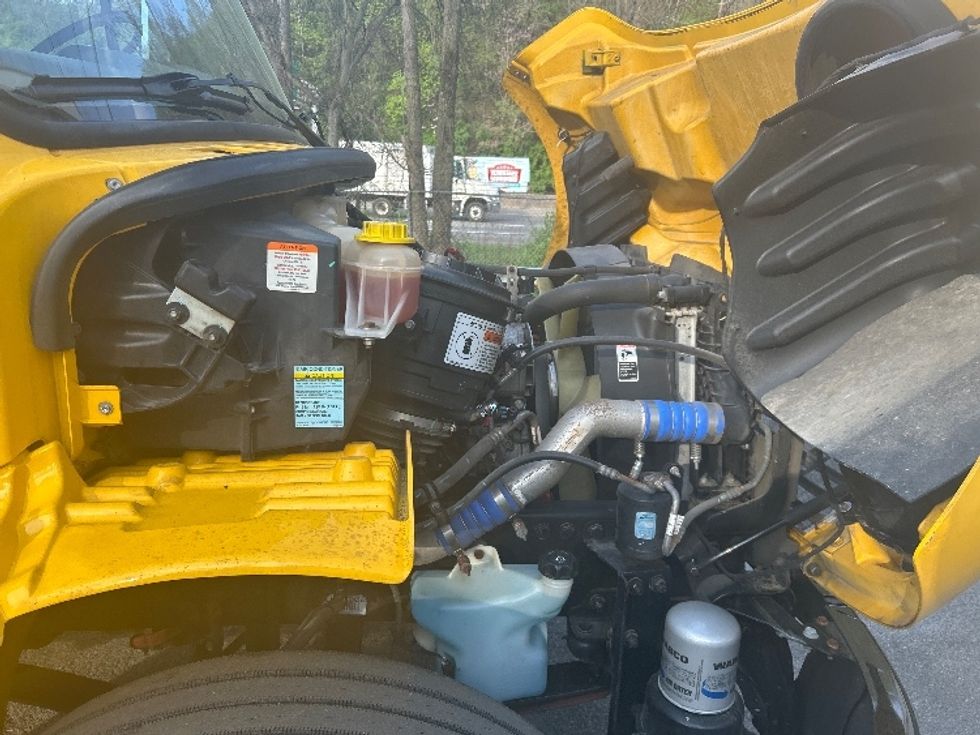 Medium Duty Box Truck-Light and Medium Duty Trucks-Freightliner-2020-M2-Knoxville-TN-182,564\n\t\tmiles-$ 53,000 - Image 23