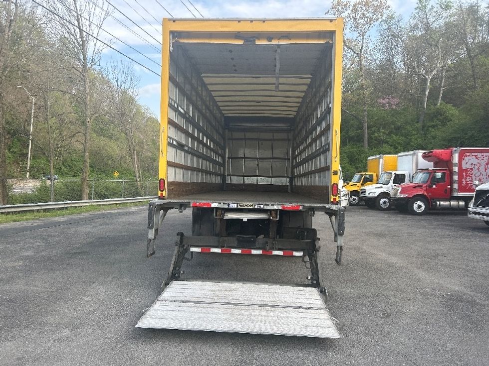 2020 Freightliner M2 106 Medium Duty photo 9