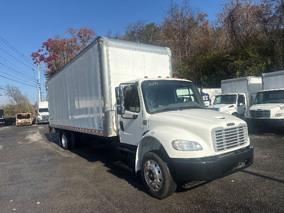 Medium Duty Box Truck-Light and Medium Duty Trucks-Freightliner-2020-M2-Knoxville-TN-241,713\n\t\tmiles-$ 47,000 - Image 1