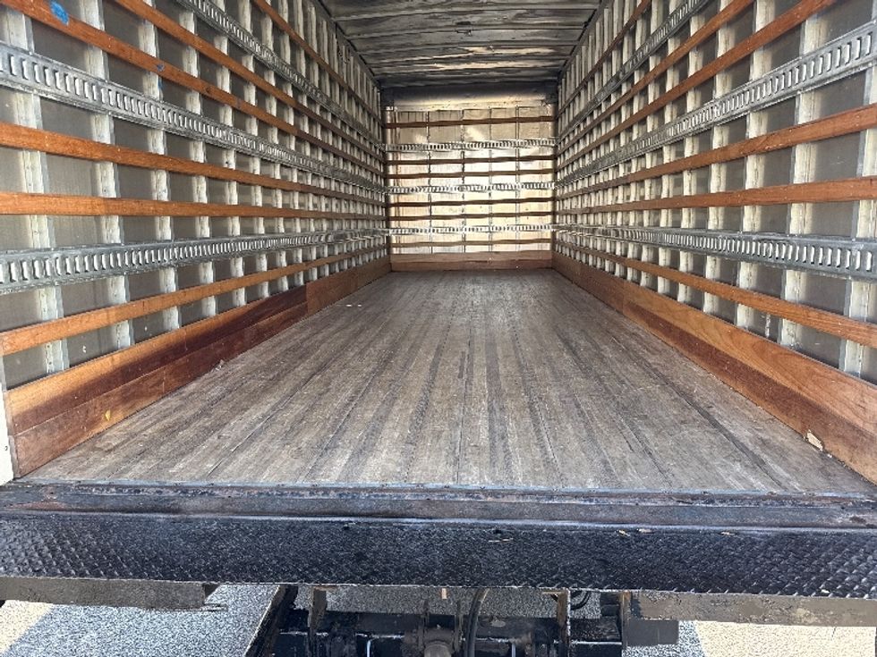 Medium Duty Box Truck-Light and Medium Duty Trucks-Freightliner-2020-M2-Knoxville-TN-241,713\n\t\tmiles-$ 47,000 - Image 10