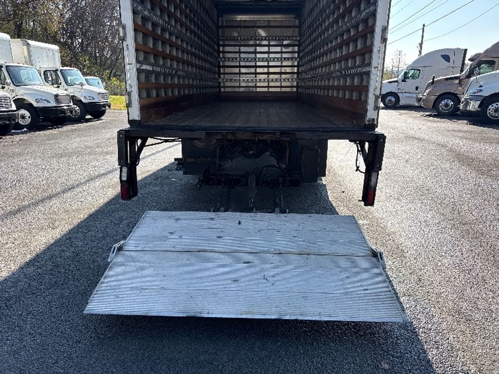 Medium Duty Box Truck-Light and Medium Duty Trucks-Freightliner-2020-M2-Knoxville-TN-241,713\n\t\tmiles-$ 47,000 - Image 9