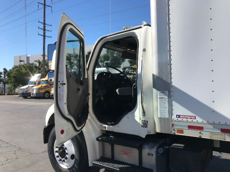 Medium Duty Box Truck-Light and Medium Duty Trucks-Freightliner-2020-M2-La Mirada-CA-78,518\n\t\tmiles-$ 58,000 - Image 16