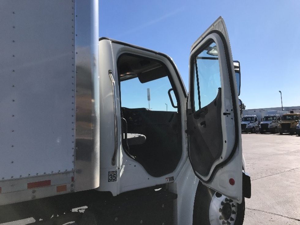Medium Duty Box Truck-Light and Medium Duty Trucks-Freightliner-2020-M2-La Mirada-CA-78,518\n\t\tmiles-$ 58,000 - Image 20