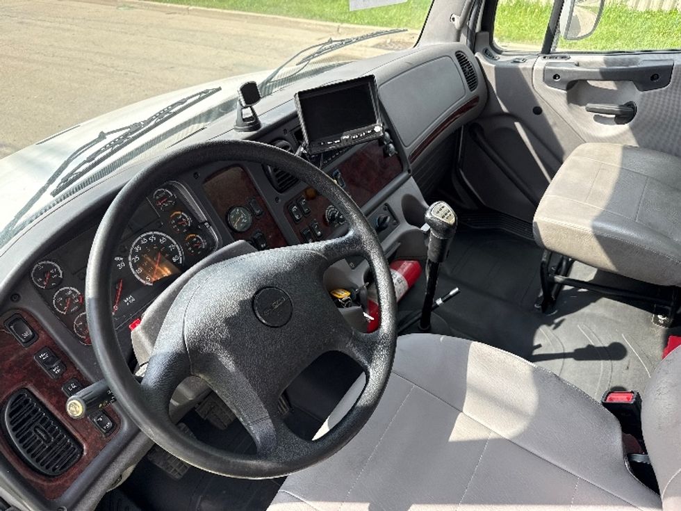 Medium Duty Box Truck-Light and Medium Duty Trucks-Freightliner-2020-M2-La Porte-IN-105,745\n\t\tmiles-$ 59,500 - Image 16