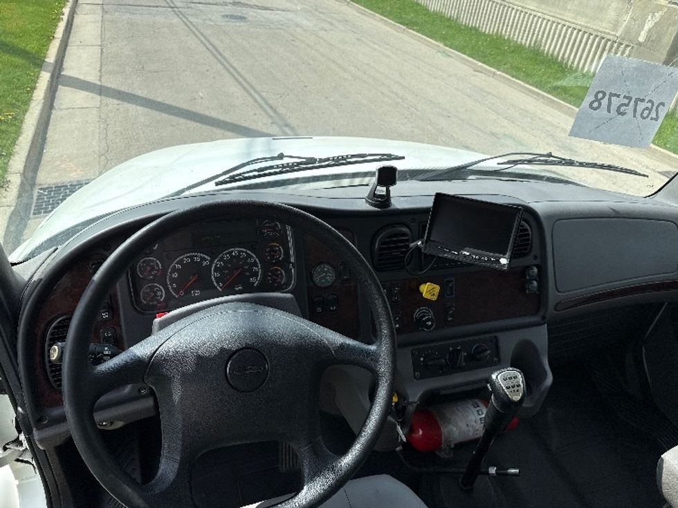 Medium Duty Box Truck-Light and Medium Duty Trucks-Freightliner-2020-M2-La Porte-IN-105,745\n\t\tmiles-$ 59,500 - Image 17