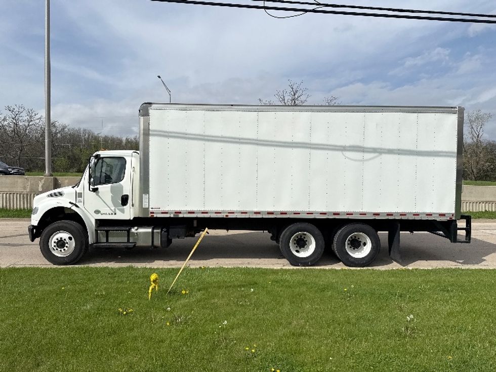 Medium Duty Box Truck-Light and Medium Duty Trucks-Freightliner-2020-M2-La Porte-IN-105,745\n\t\tmiles-$ 59,500 - Image 4