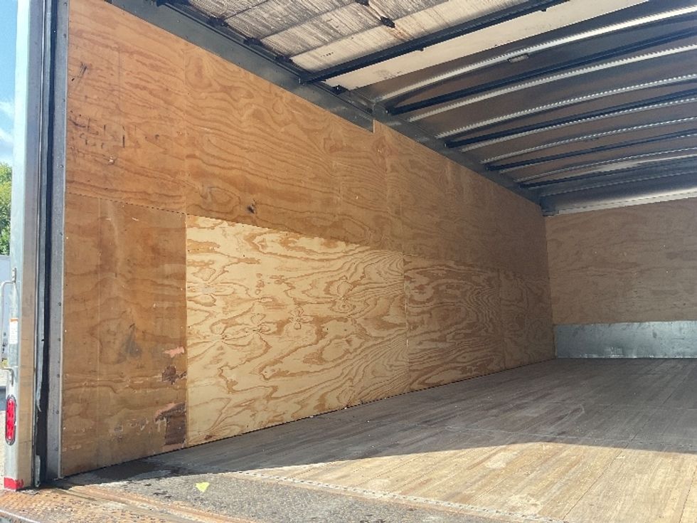 Medium Duty Box Truck-Light and Medium Duty Trucks-Freightliner-2020-M2-La Porte-IN-279,882\n\t\tmiles-$ 38,250 - Image 10