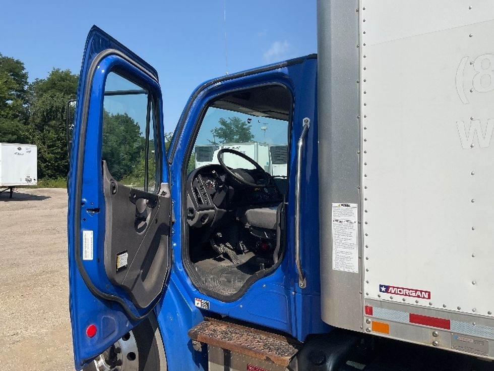 Medium Duty Box Truck-Light and Medium Duty Trucks-Freightliner-2020-M2-La Porte-IN-279,882\n\t\tmiles-$ 38,250 - Image 15