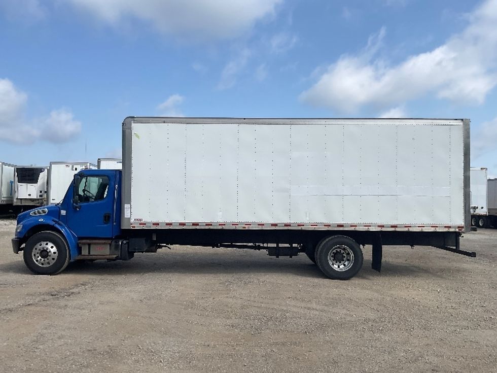 Medium Duty Box Truck-Light and Medium Duty Trucks-Freightliner-2020-M2-La Porte-IN-279,882\n\t\tmiles-$ 38,250 - Image 4