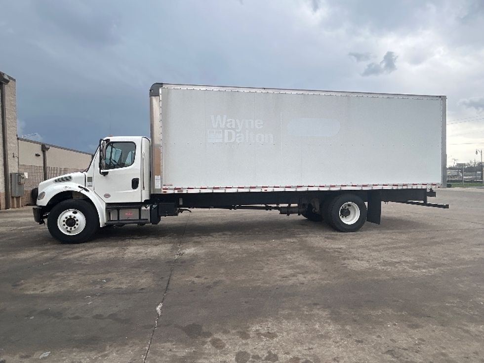 Medium Duty Box Truck-Light and Medium Duty Trucks-Freightliner-2020-M2-La Porte-IN-49,832\n\t\tmiles-$ 61,500 - Image 4