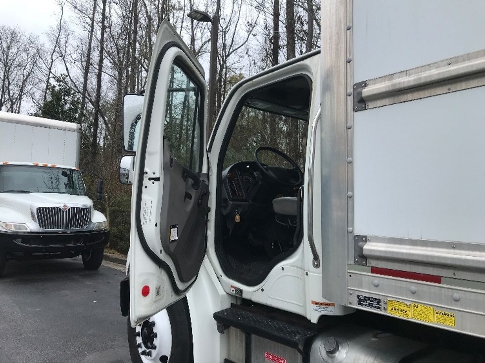 Medium Duty Box Truck-Light and Medium Duty Trucks-Freightliner-2020-M2-Ladson-SC-175,048\n\t\tmiles-$ 51,250 - Image 16