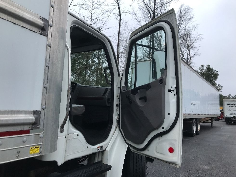 Medium Duty Box Truck-Light and Medium Duty Trucks-Freightliner-2020-M2-Ladson-SC-175,048\n\t\tmiles-$ 51,250 - Image 20
