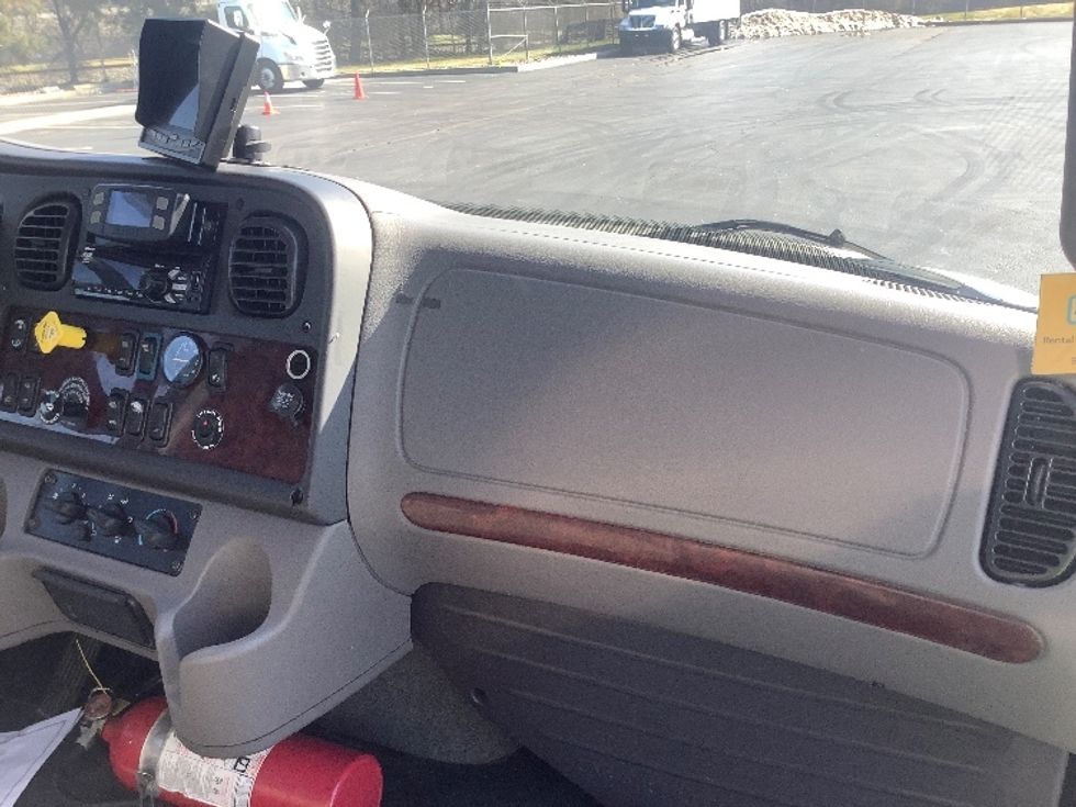 Medium Duty Box Truck-Light and Medium Duty Trucks-Freightliner-2020-M2-Lancaster-PA-237,533\n\t\tmiles-$ 36,250 - Image 24