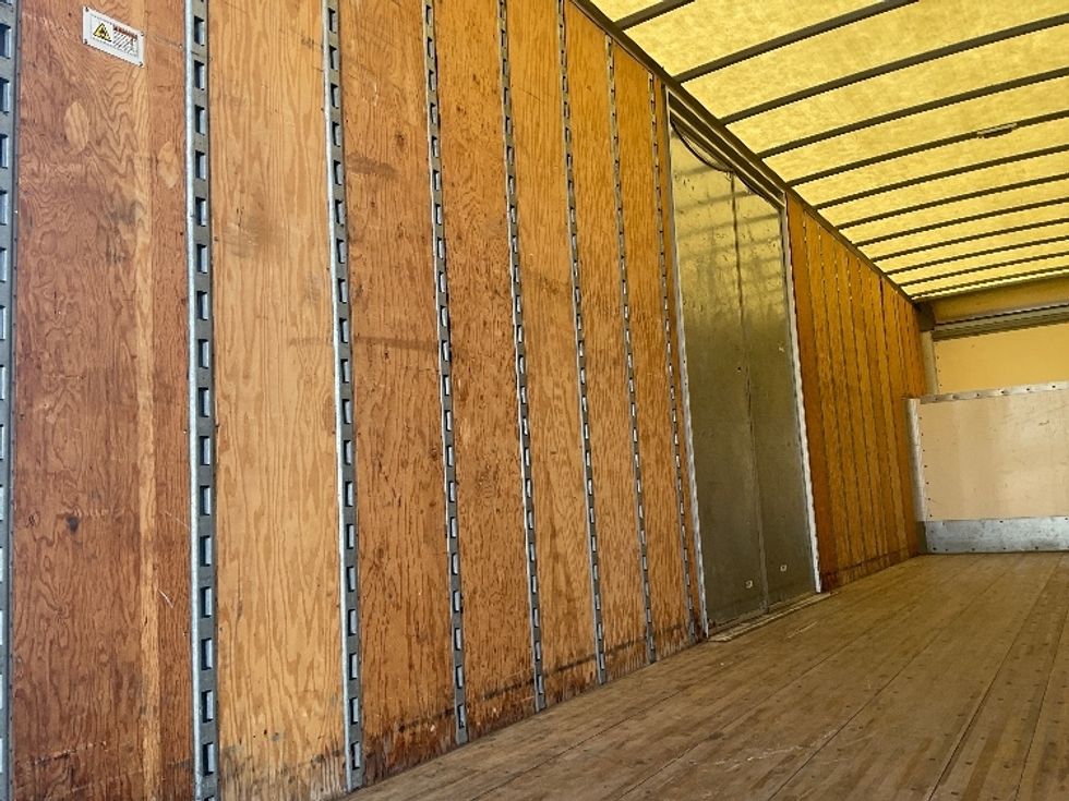 Medium Duty Box Truck-Light and Medium Duty Trucks-Freightliner-2020-M2-Lansing-MI-101,180\n\t\tmiles-$ 67,500 - Image 11