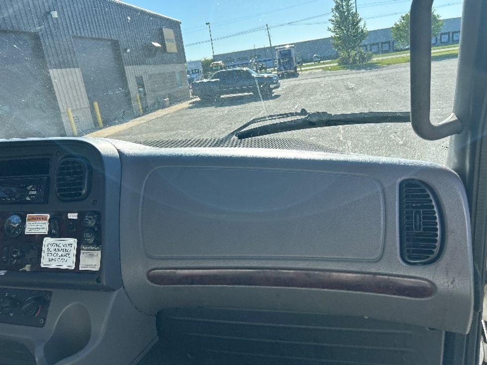 Medium Duty Box Truck-Light and Medium Duty Trucks-Freightliner-2020-M2-Lansing-MI-172,229\n\t\tmiles-$ 47,250 - Image 19