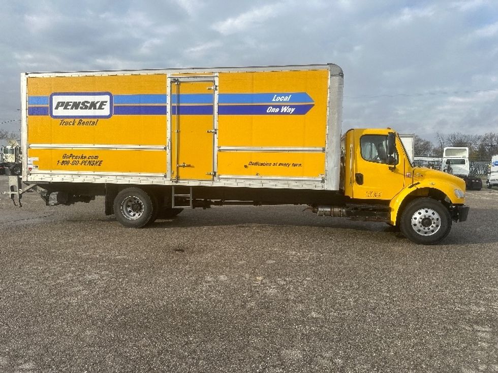 Medium Duty Box Truck-Light and Medium Duty Trucks-Freightliner-2020-M2-Lansing-MI-224,880\n\t\tmiles-$ 37,000 - Image 15