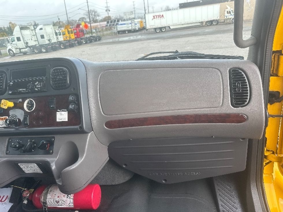 Medium Duty Box Truck-Light and Medium Duty Trucks-Freightliner-2020-M2-Lansing-MI-224,880\n\t\tmiles-$ 37,000 - Image 21