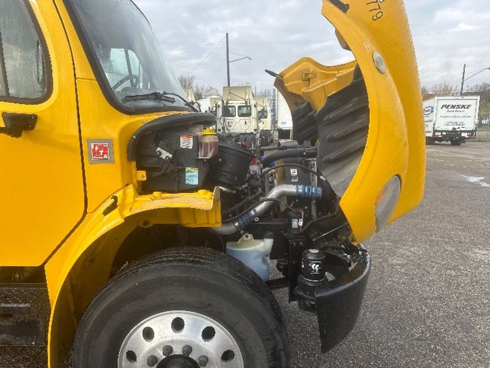 Medium Duty Box Truck-Light and Medium Duty Trucks-Freightliner-2020-M2-Lansing-MI-224,880\n\t\tmiles-$ 37,000 - Image 23