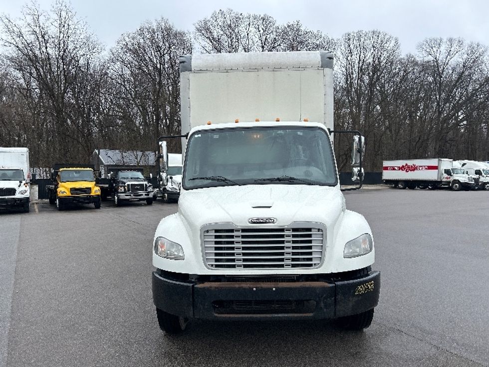 Medium Duty Box Truck-Light and Medium Duty Trucks-Freightliner-2020-M2-Lansing-MI-241,561\n\t\tmiles-$ 38,750 - Image 2